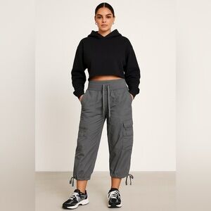 Saks Women’s Cropped Cargo Jogger Pants Gray Drawstring Utility Y2K Streetwear